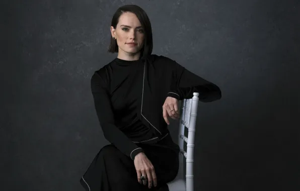 Взгляд, поза, макияж, актриса, прическа, hair, Daisy Ridley, Дэйзи Ридли