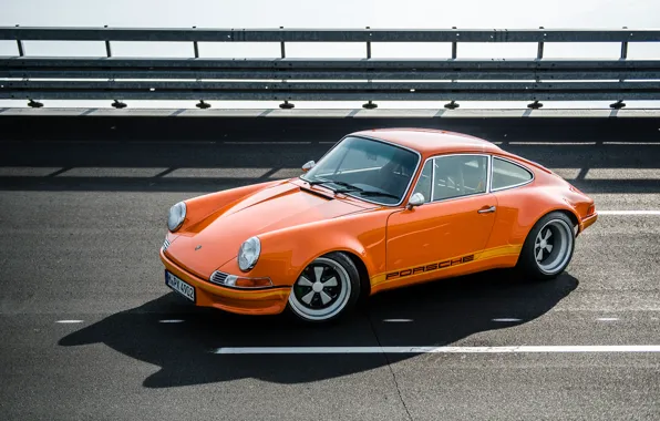 911, Orange, Track