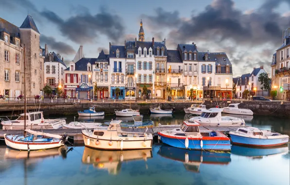 Картинка Франция, здания, лодки, причал, катера, набережная, France, гавань, Ле Круазик, Le Croisic