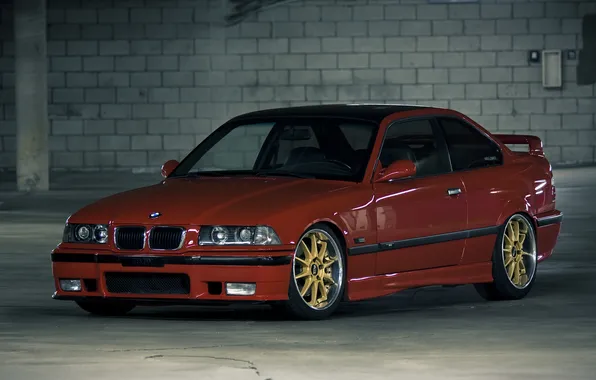 Картинка BMW, стоянка, диски, красная
