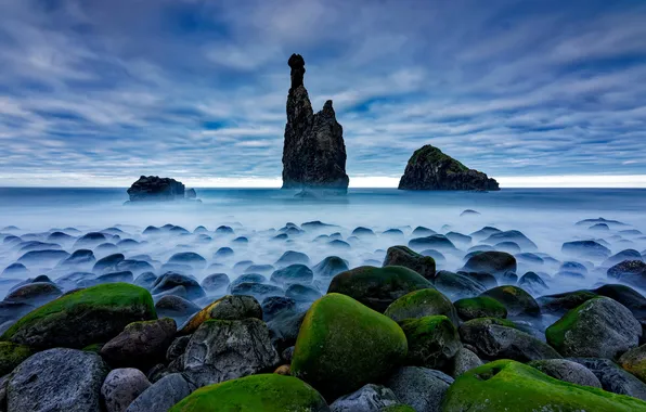 Картинка небо, туман, скала, Скалы, Волны, Утро, Португалия, Rock