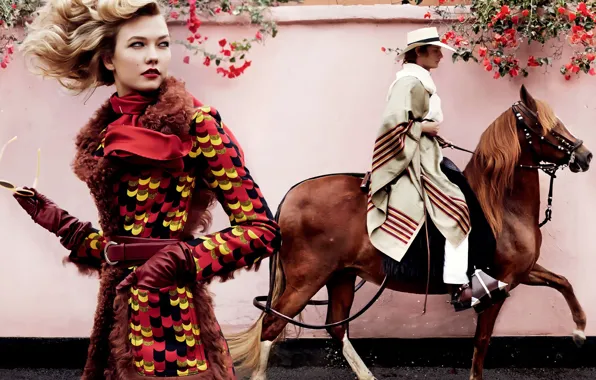 Картинка лошадь, всадник, мексиканец, Vogue, Karlie Kloss, июнь 2014
