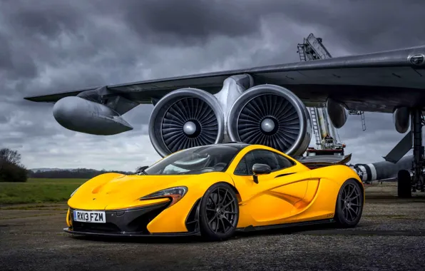 Картинка McLaren, Желтый, Самолет, Машина, Макларен, Суперкар, Yellow, Аэродром