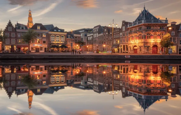 Картинка ночь, отражение, река, дома, Амстердам, Нидерланды