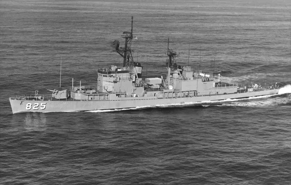 Эсминец, ВМС США, 1976 год, DD-825, USS Carpenter