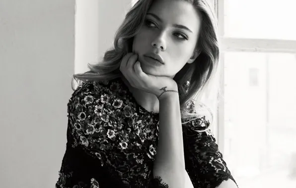 Взгляд, фото, Девушка, Scarlett Johansson, окно, Скарлетт Йоханссон, 2013, Marie Claire