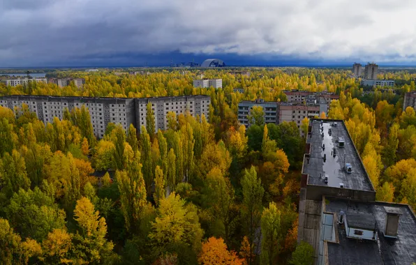 Небо, деревья, тучи, пасмурно, дома, Чернобыль, Припять, архитектура