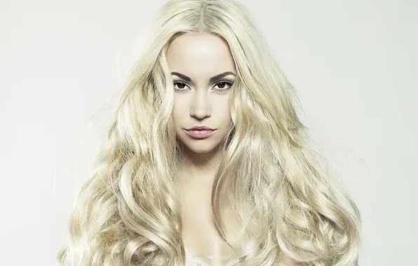 Девушка, лицо, фон, блондинка, губы, длинные волосы, карие глаза