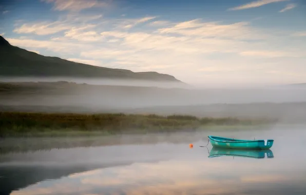 Картинка пейзаж, туман, озеро, лодка, утро