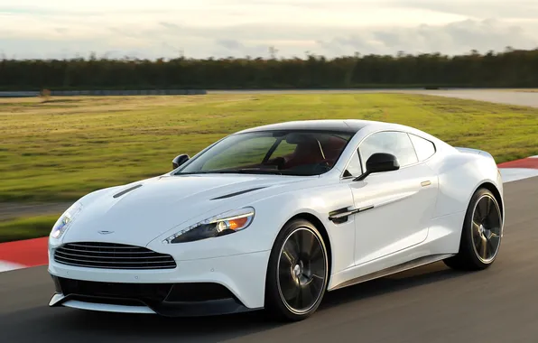 Картинка машина, Aston Martin, скорость, трасса, Vanquish