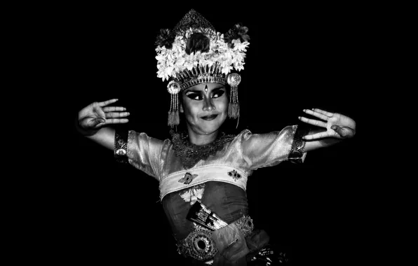 Artist, movement, Bali dancer