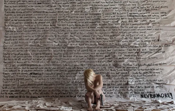 Девушка, пистолет, стена, ситуация