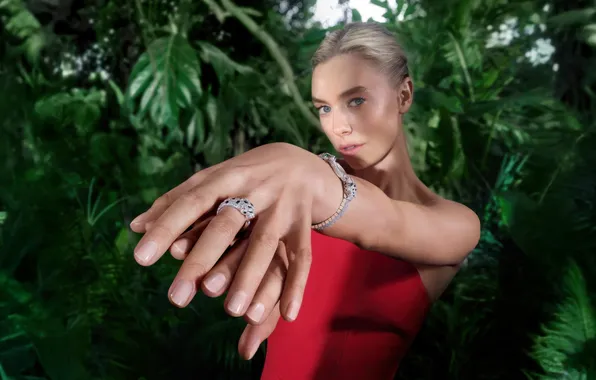 Взгляд, поза, портрет, руки, актриса, блондинка, Ванесса Кирби, Vanessa Kirby