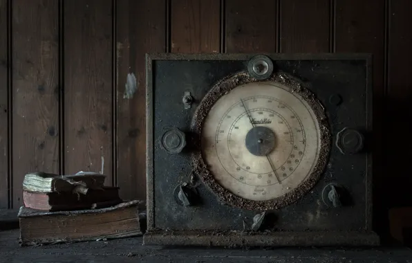 Фон, Abandoned, chapel Radio