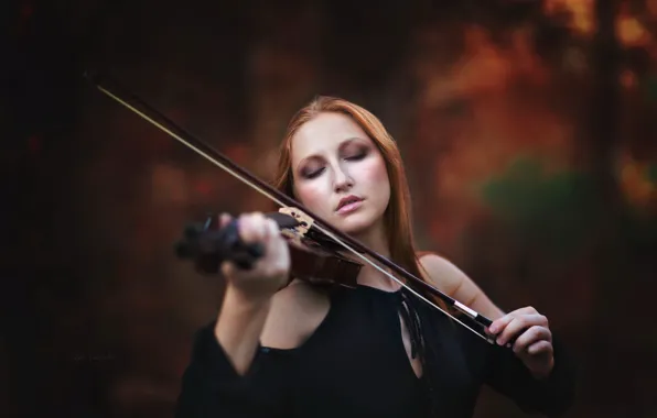 Девушка, музыка, скрипка