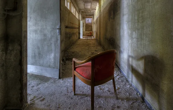 Картинка стулья, двери, коридор