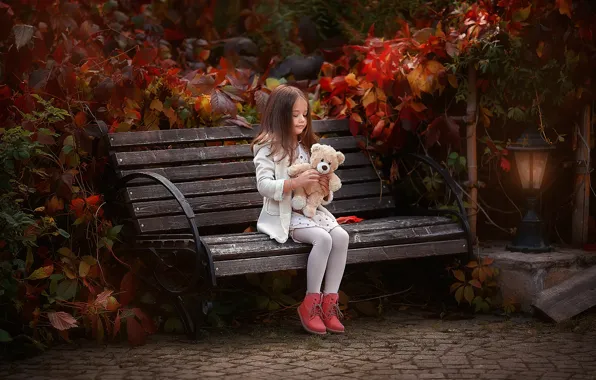 Картинка осень, скамейка, игрушка, мишка, девочка, Бармина Анастасия