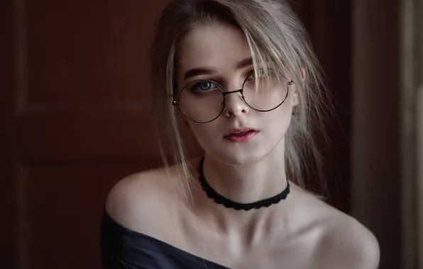 Картинка взгляд, девушка, поза, фон, модель, портрет, макияж, платье