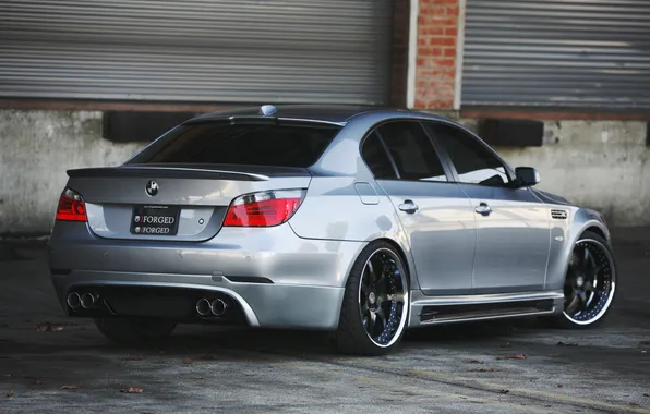 BMW, Iforged