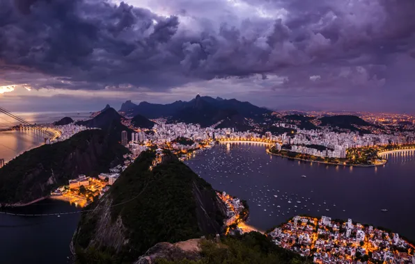 Картинка пейзаж, горы, ночь, тучи, город, освещение, залив, Бразилия