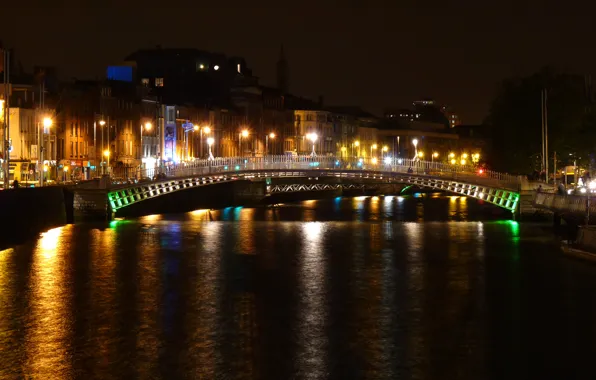 Картинка ночь, мост, огни, река, дома, фонари, канал, Ирландия