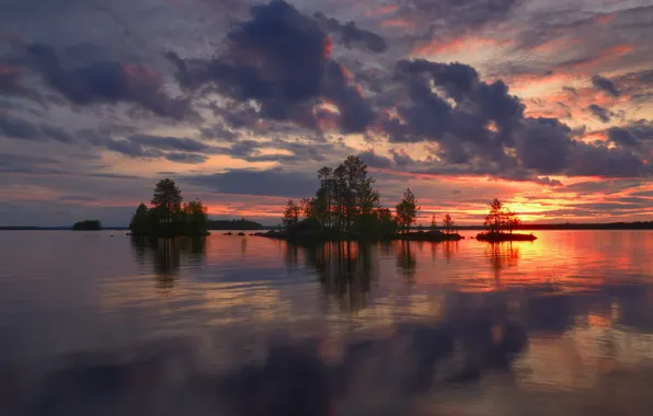 Картинка облака, деревья, пейзаж, ночь, природа, озеро, зарево, Финляндия