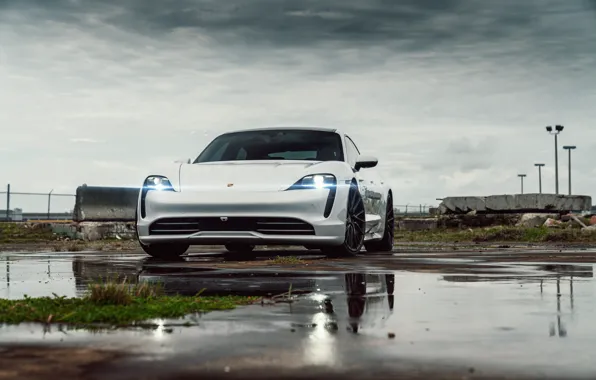 Картинка Porsche, White, Turbo S, Reflection, Electric, Taycan