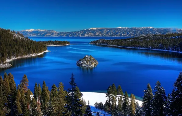 Картинка деревья, озеро, Калифорния, США, берега, Lake Tahoe, озеро Тахо, горный хребет Сьерра-Невада
