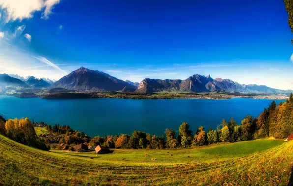 Осень, небо, трава, солнце, облака, деревья, горы, озеро