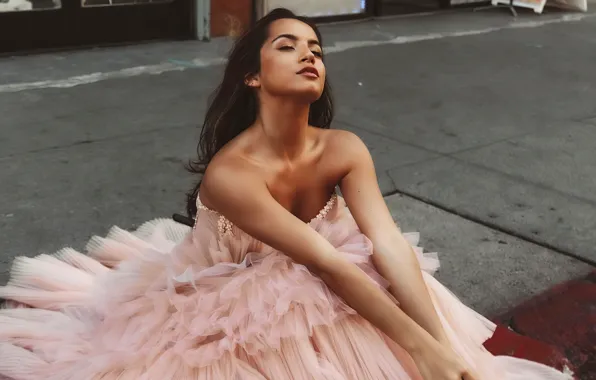 Девушка, поза, фото, загар, платье, Isabela Merced