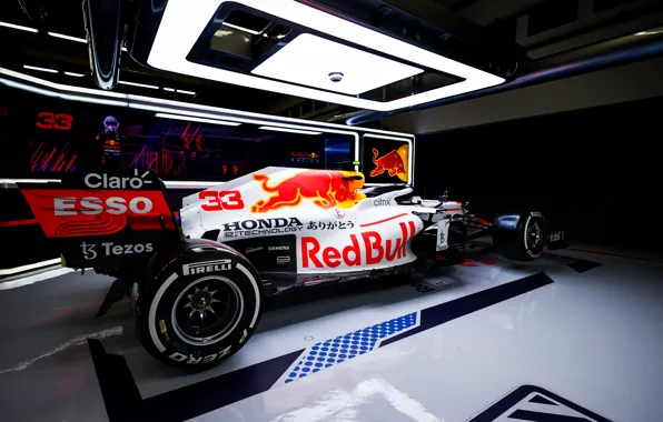 Formula 1, red ball