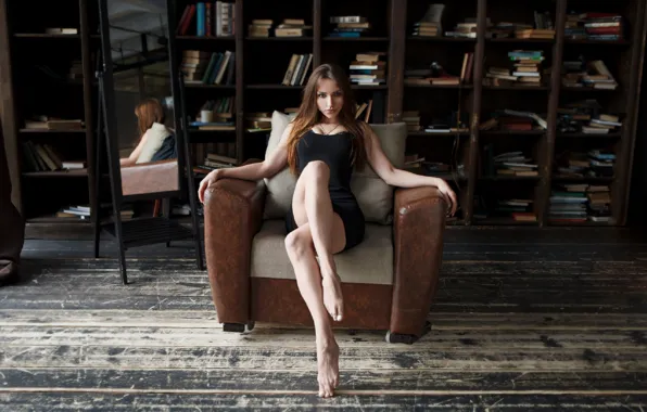 Картинка девушка, поза, брюнетка, ножки, Vasiliy Zhukov