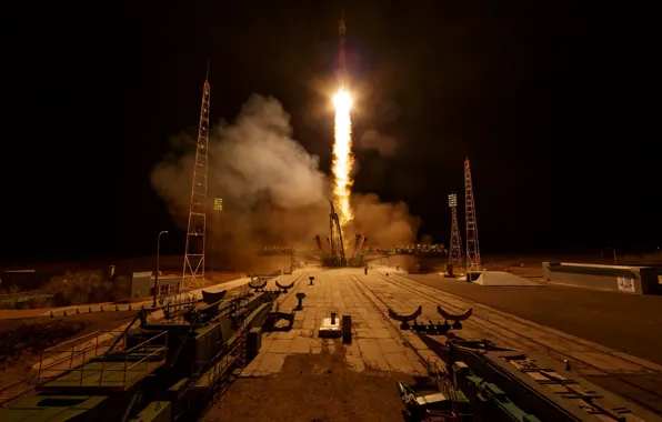 Картинка ракета, старт, Soyuz MS-12