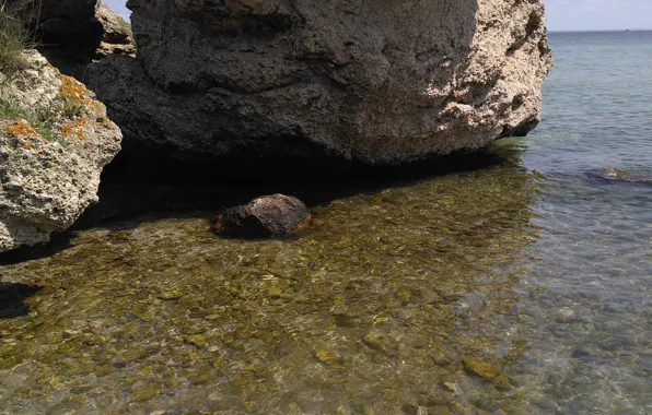 Море, прозрачность, скала