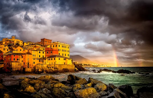 Картинка море, гроза, тучи, город, камни, дома, радуга, Италия
