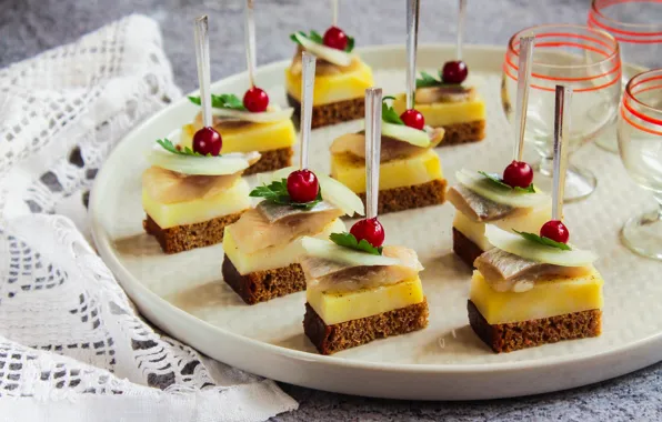 Картофель, канапе, клюква, сельдь
