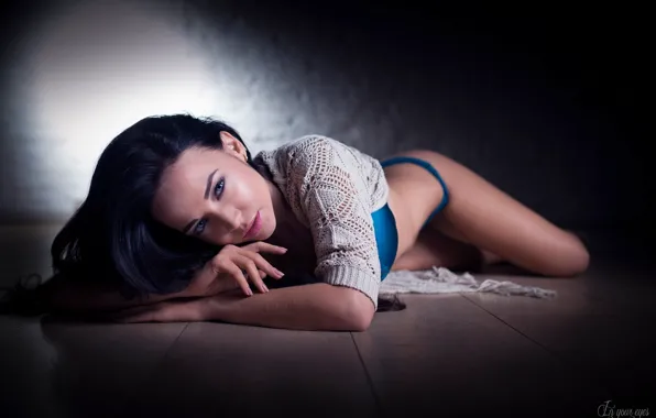 Взгляд, на полу, Angelina Petrova, Ангелина Петрова