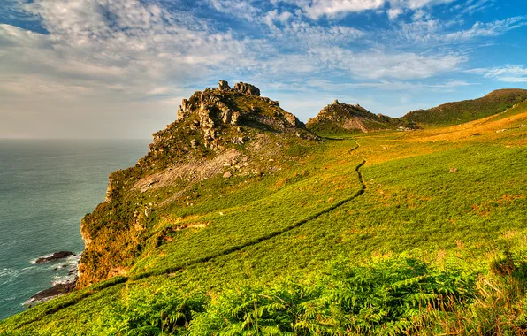 Картинка небо, трава, облака, горы, скала, эксмур, Exmoor