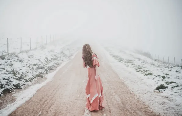 Картинка girl, woman, fog, snow, model, portrait