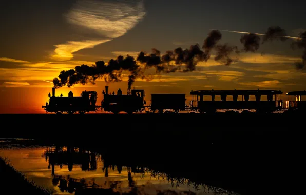 Картинка вода, закат, отражение, дым, поезд, вагоны, силуэт, Нидерланды