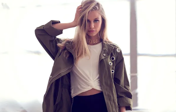 Взгляд, поза, модель, макияж, фигура, актриса, куртка, Scarlett Leithold