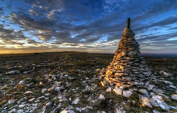 Поле, небо, пейзаж, камни