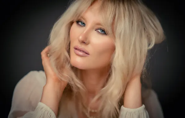 Blonde, portrait, Simon Clubb, Gently