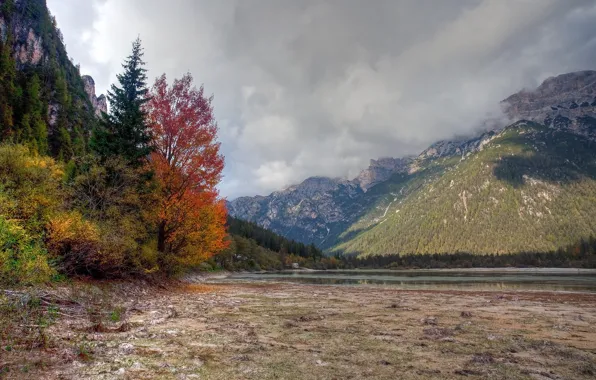 Осень, лес, горы, озеро