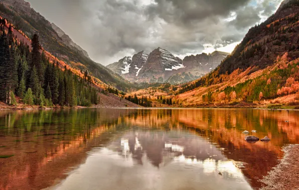 Картинка осень, небо, облака, горы, озеро, отражение, скалы