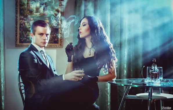 Картинка девушка, комната, дым, бутылка, картина, платье, брюнетка, сигарета