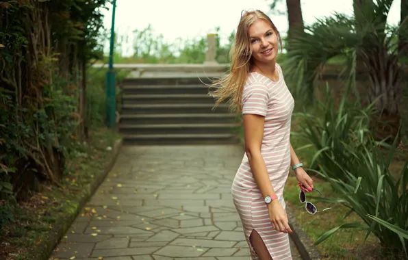 Картинка лето, взгляд, лицо, волосы, очки, милашка, Маша