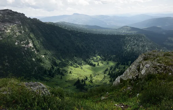 Деревья, горы, горизонт, дымка, леса, горный пейзаж, Саяны, Алексей Никонов