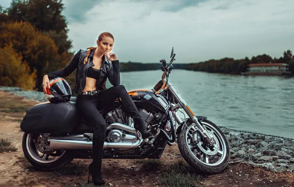 Девушка, мотоцикл, Harley Davidson, Россия