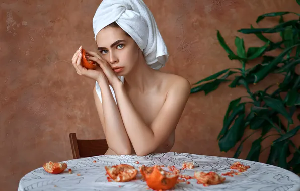 Девушка, портрет, руки, предметы, гранат